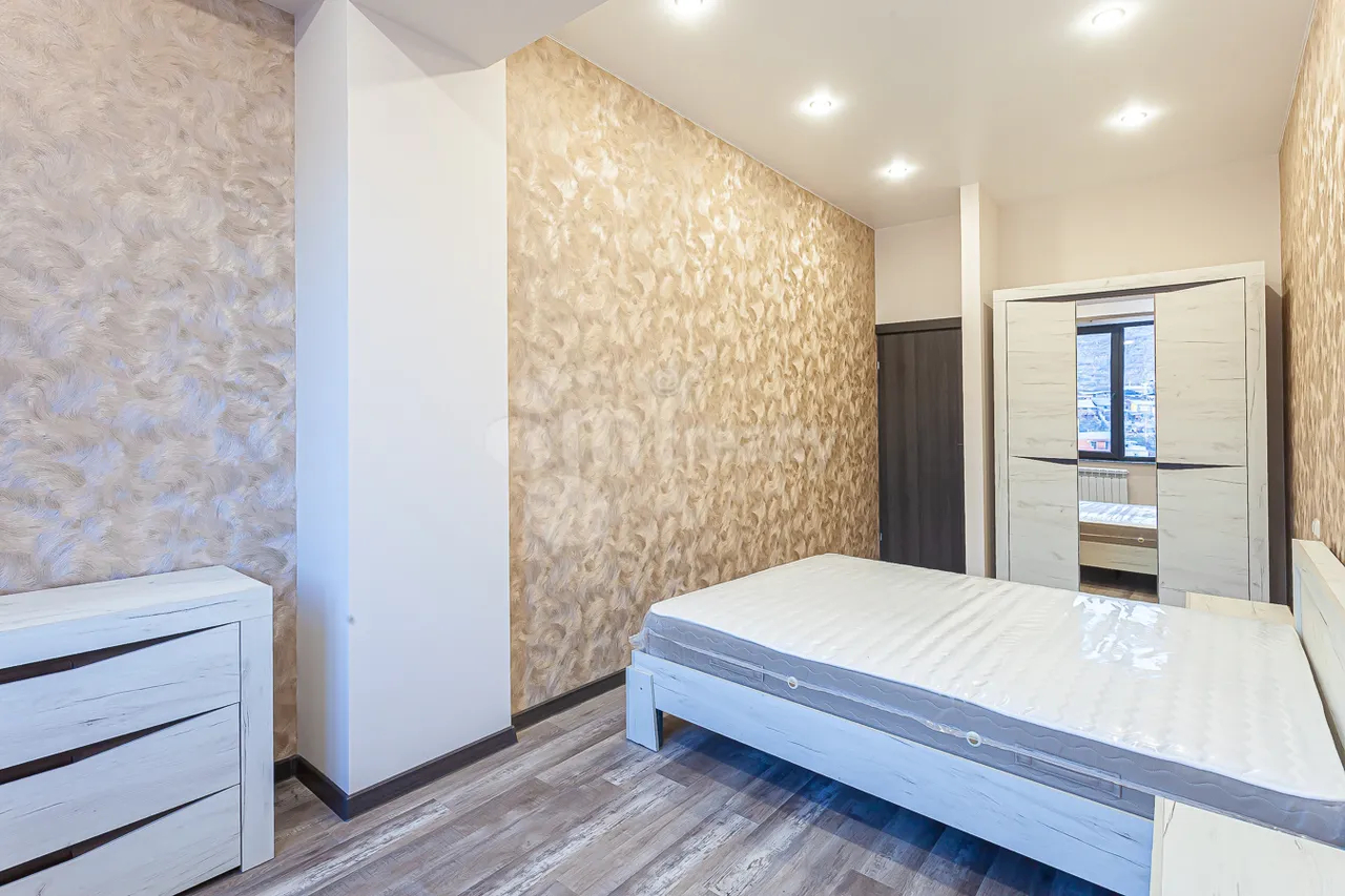 2 bedroom apartment for rent Charents St, Center Yerevan, 158992