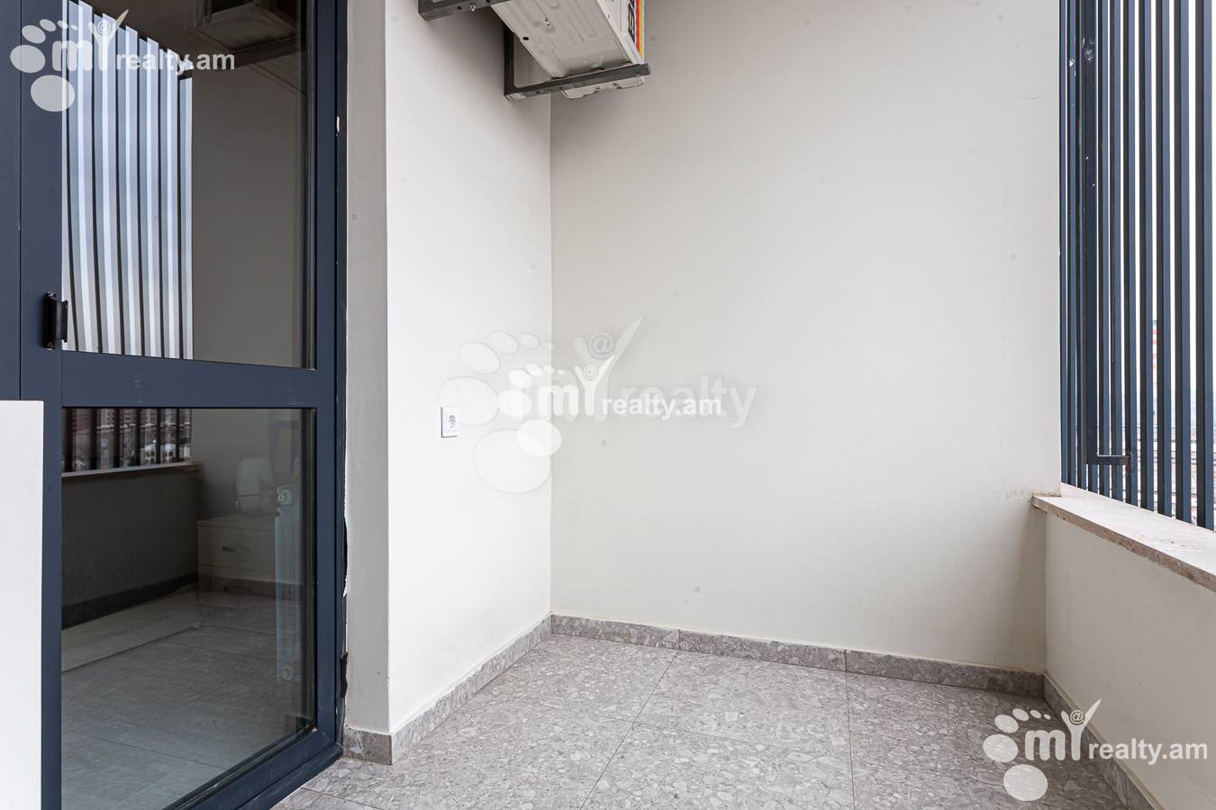 Купить 2 комнатную квартиру Малхасянц ул, Арабкир Ереван, 154760