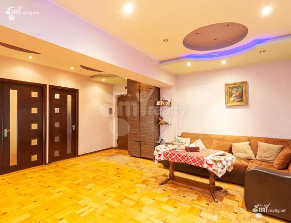 3-senyakanoc-bnakaran-vacharq-Yerevan-Center