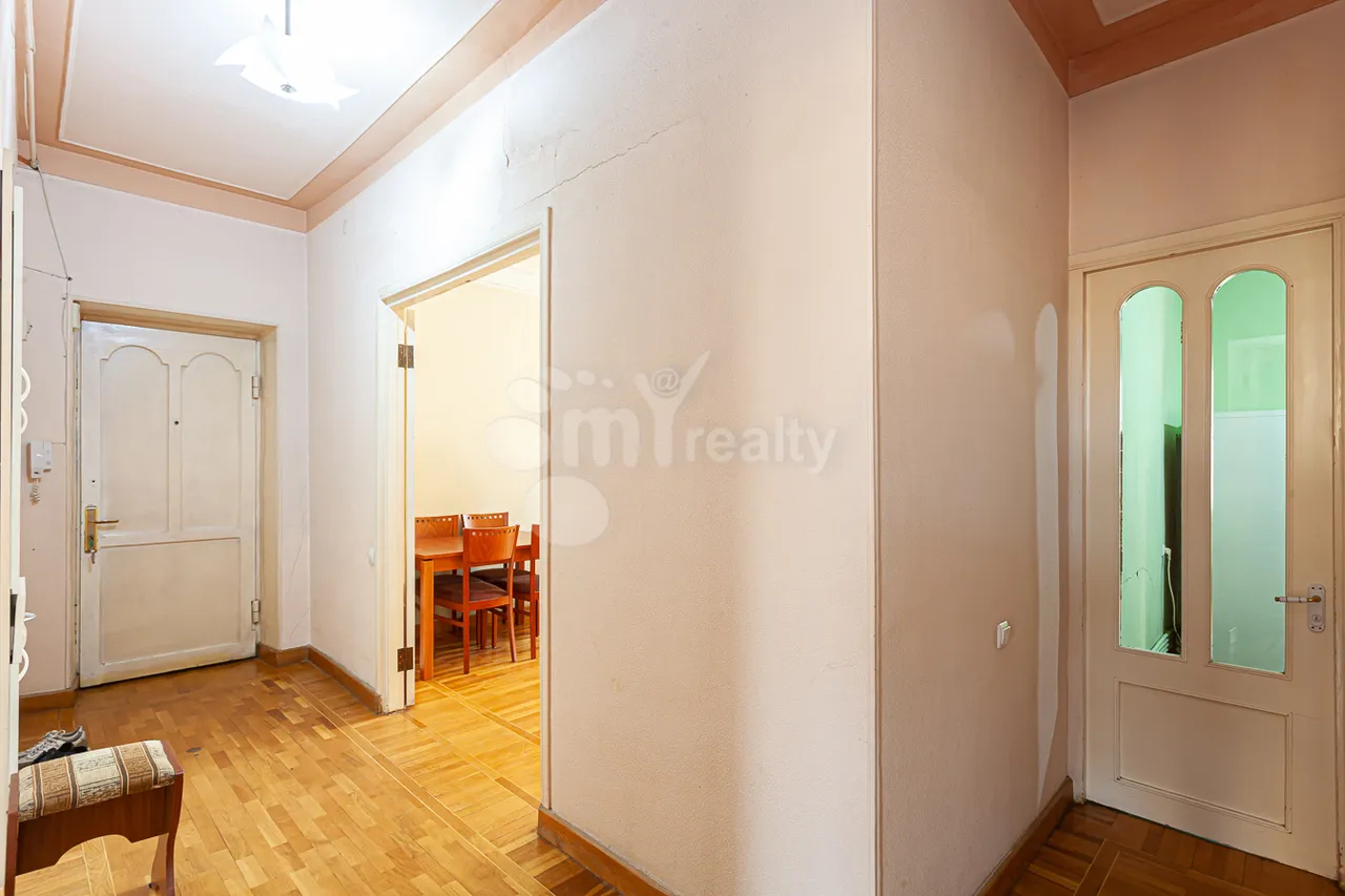 2 bedroom apartment for rent Nalbandyan St, Center Yerevan, 160700