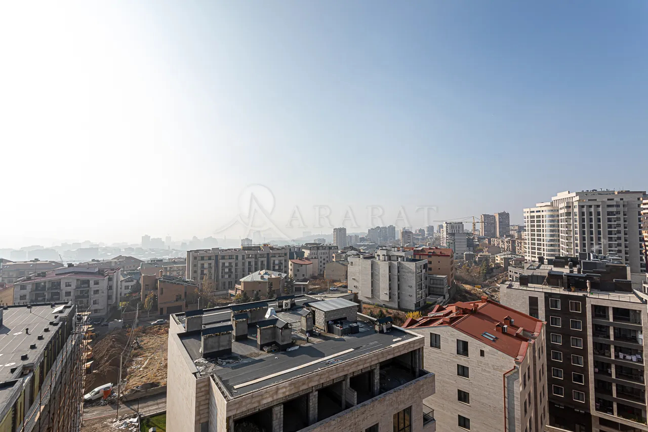 3 bedroom apartment for sale Antarayin St, Center Yerevan, 157900