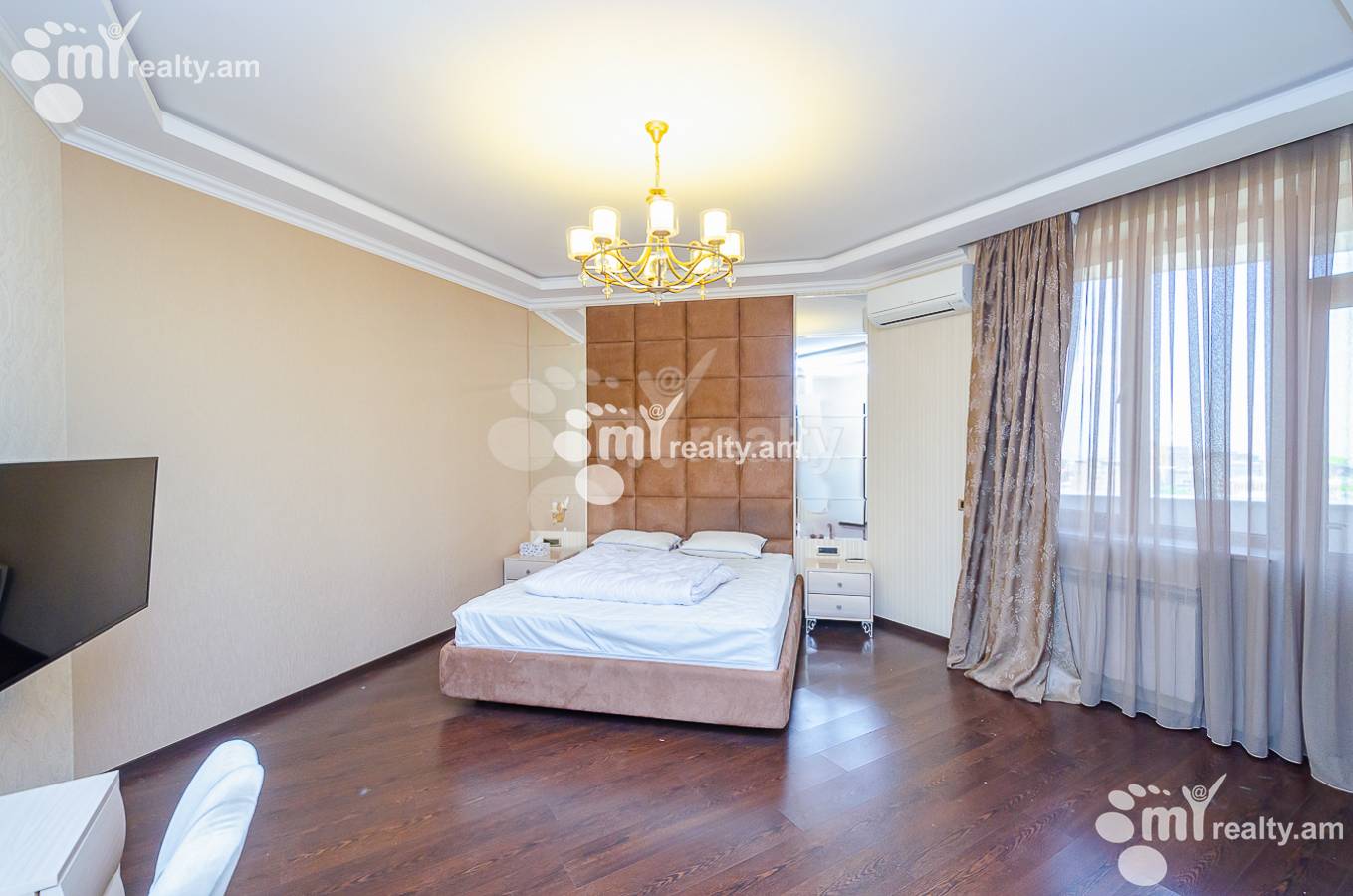 Купить 3 комнатную квартиру Айрик Мурадян улица, Арабкир Ереван, 151288