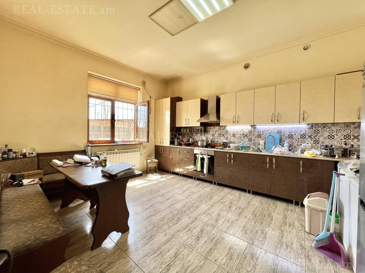 House for sale Bagrevand district, Nor Nork Yerevan, 124512