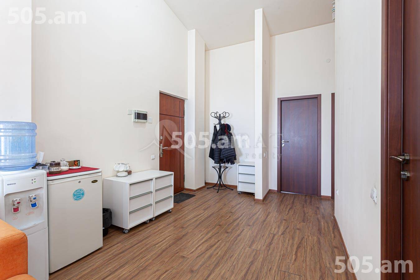 3 bedroom apartment for sale Antarayin St, Center Yerevan, 155065