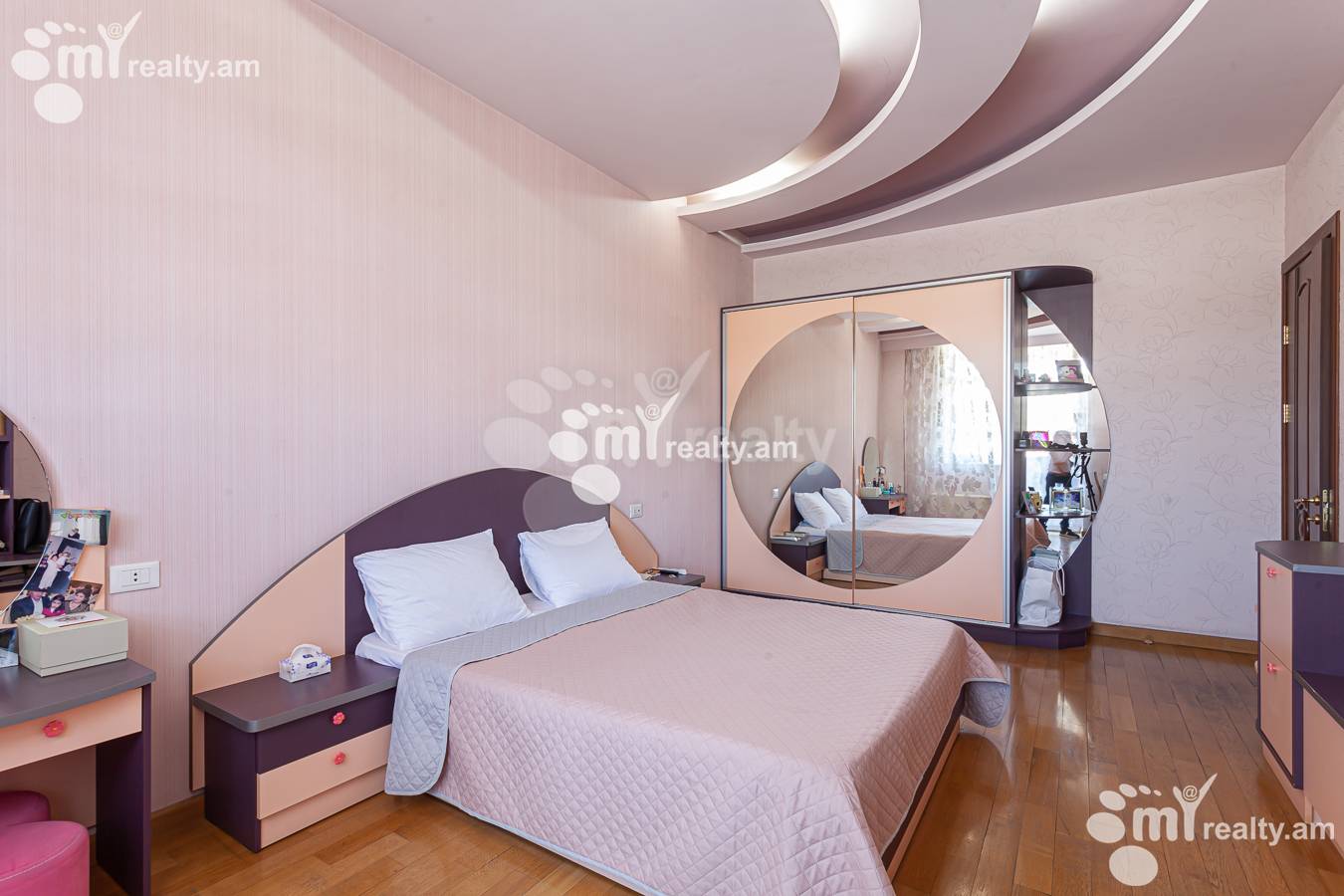 4 սենյականոց բնակարան  Դ. Դեմիրճյան փող, Կենտրոն Երևան, 155795