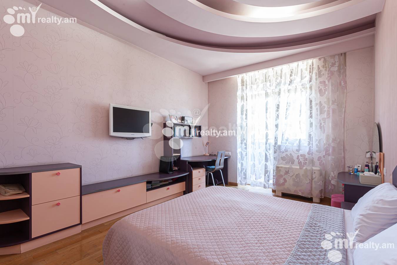 4 սենյականոց բնակարան  Դ. Դեմիրճյան փող, Կենտրոն Երևան, 155795