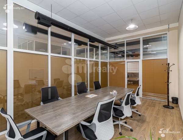 komercion-vardzakalutyun-Yerevan-Center