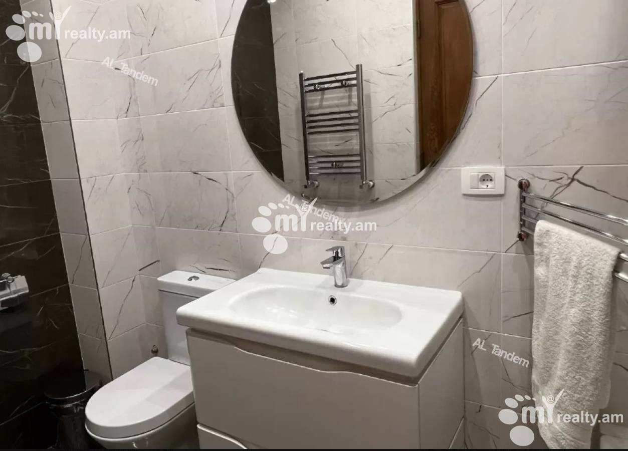 4 bedroom apartment for sale Aram St, Center Yerevan, 130071