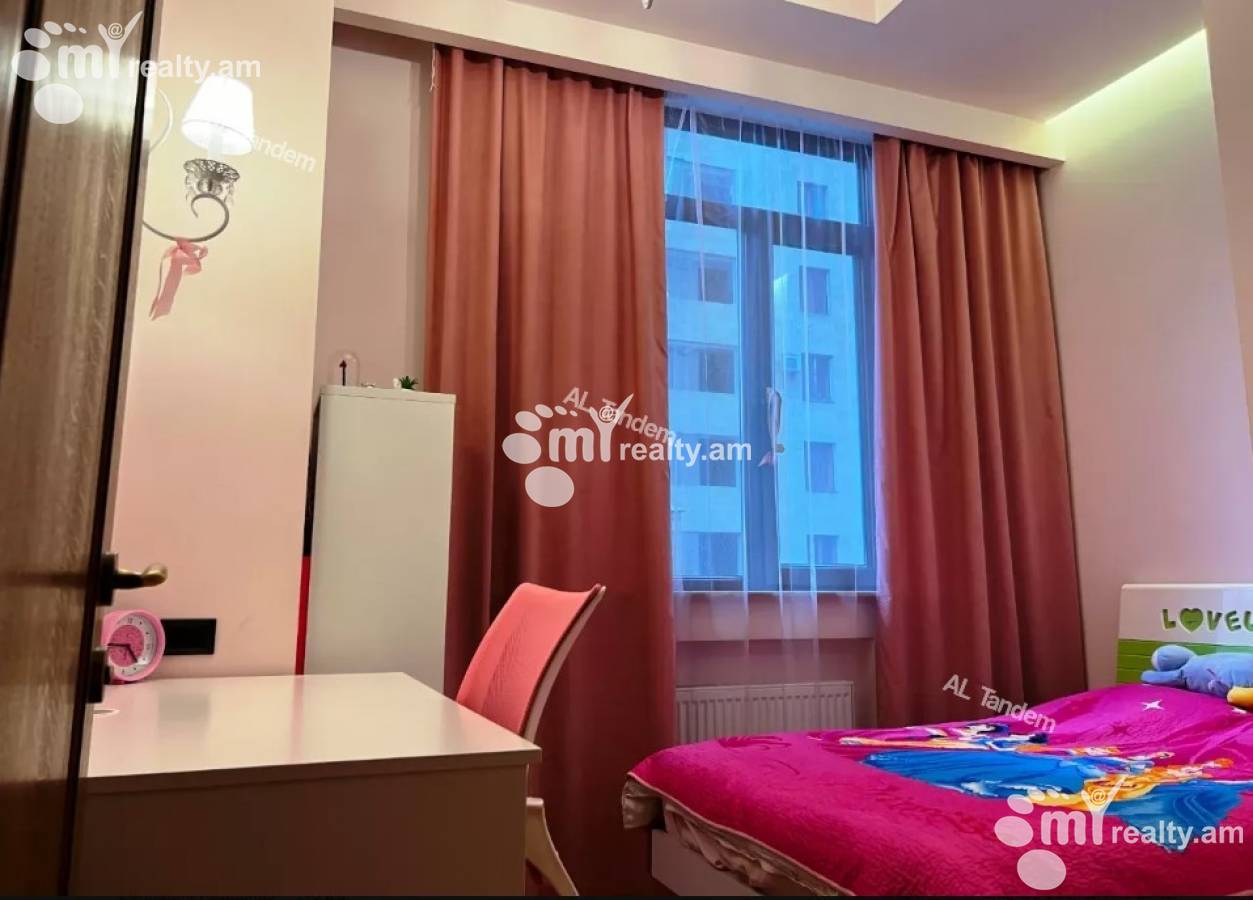 4 bedroom apartment for sale Aram St, Center Yerevan, 130071