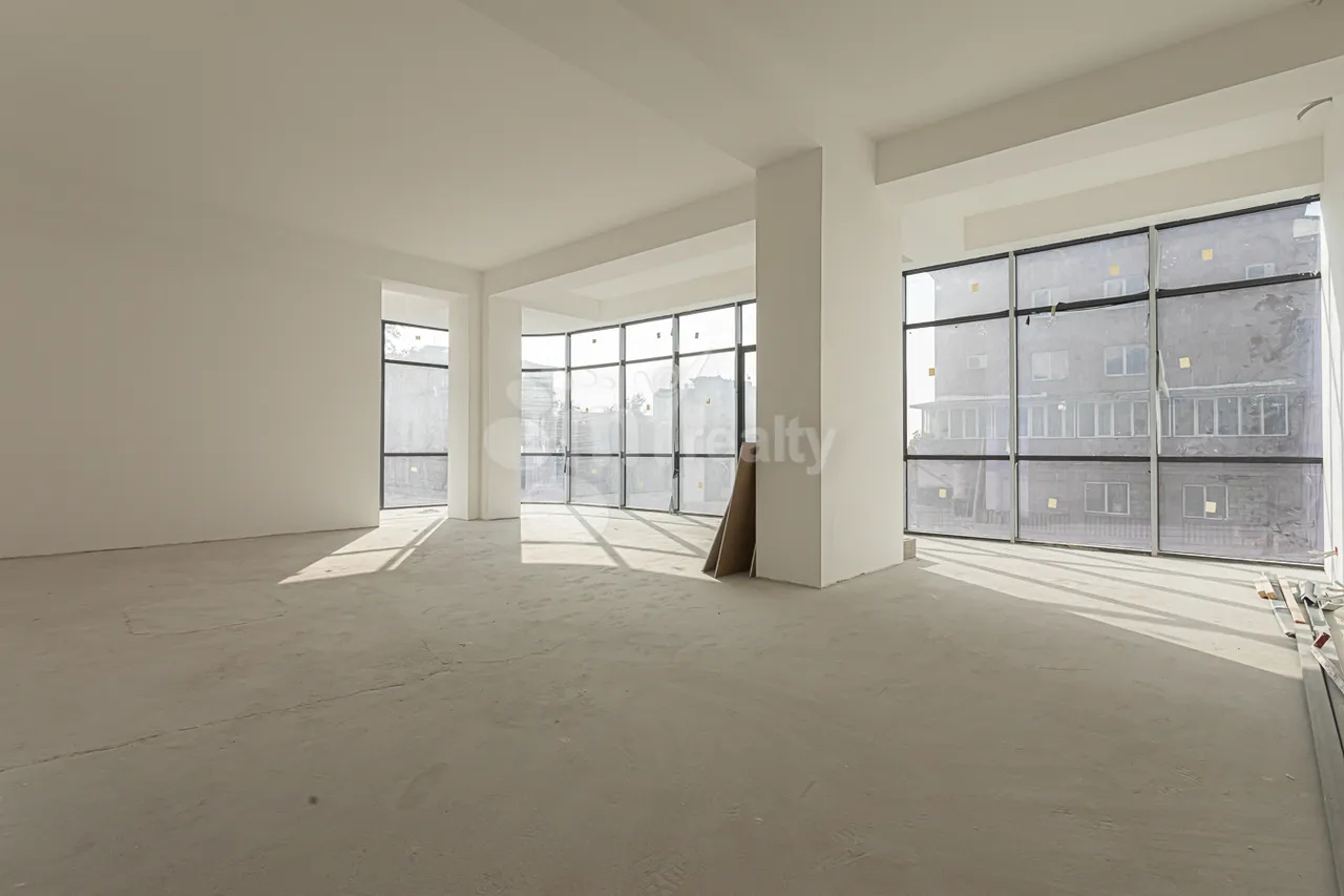 Commercial property for rent N. Zaryan St, Arabkir Yerevan, 158319