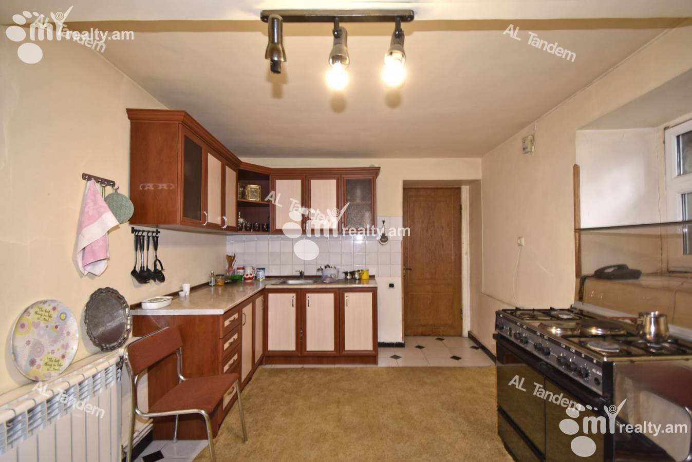 House for sale Antarayin St, Center Yerevan, 127724