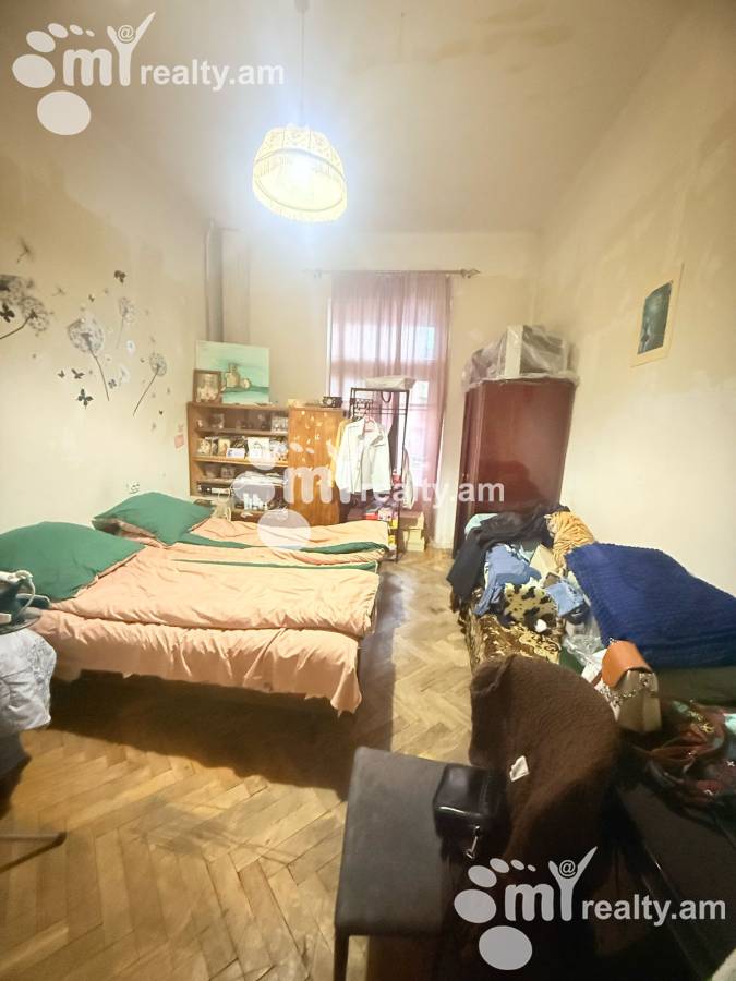 2 սենյականոց բնակարան  Պարոնյան փող, Կենտրոն Երևան, 156558