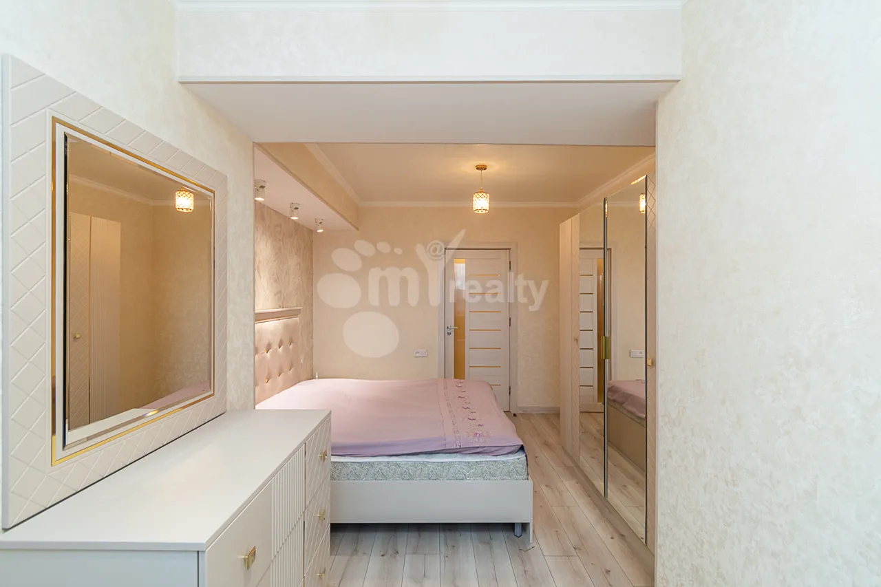 3 bedroom apartment for sale A. Avetisyan St, Arabkir Yerevan, 161276