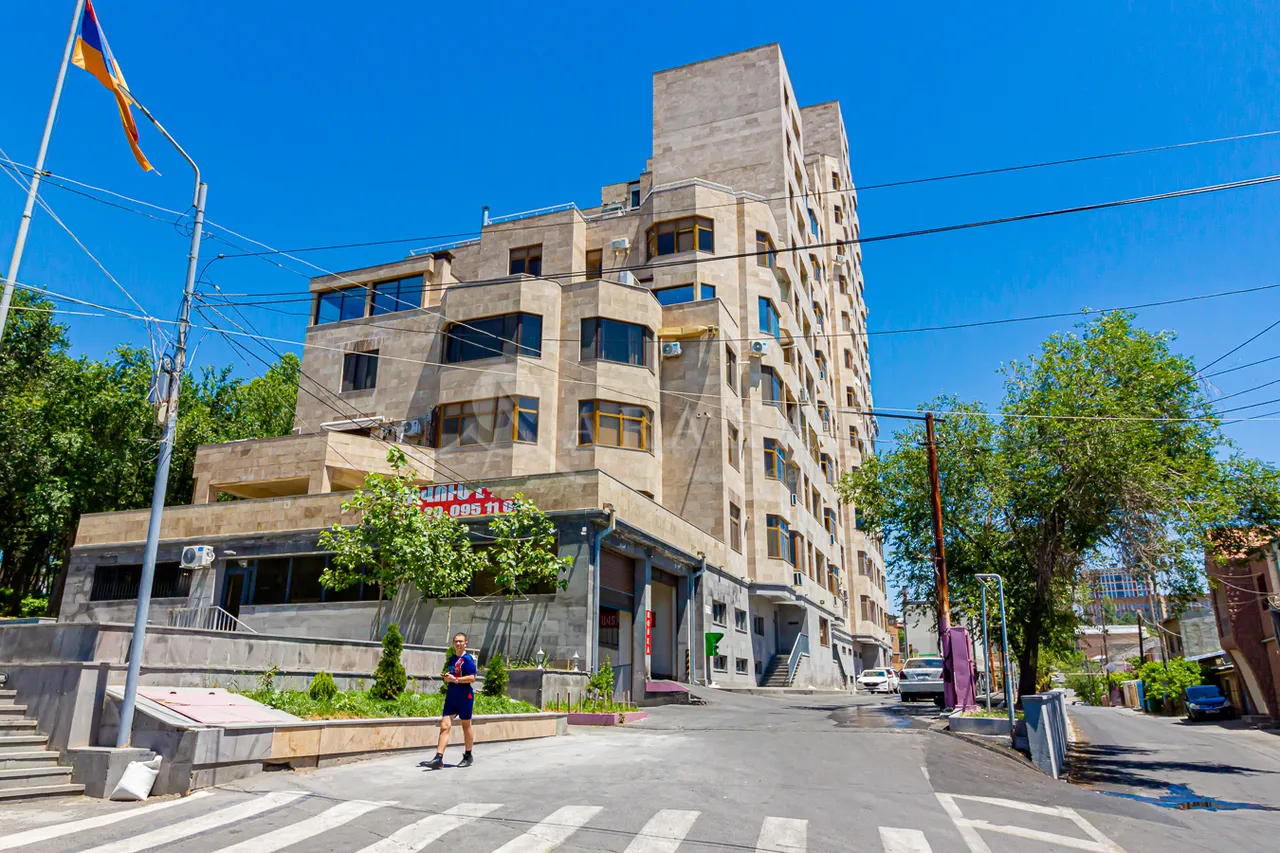 5 bedroom apartment for sale V.Papazyan St, Arabkir Yerevan, 158510