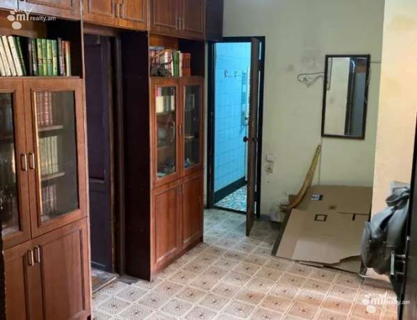 3-senyakanoc-bnakaran-vacharq-Yerevan-Arabkir