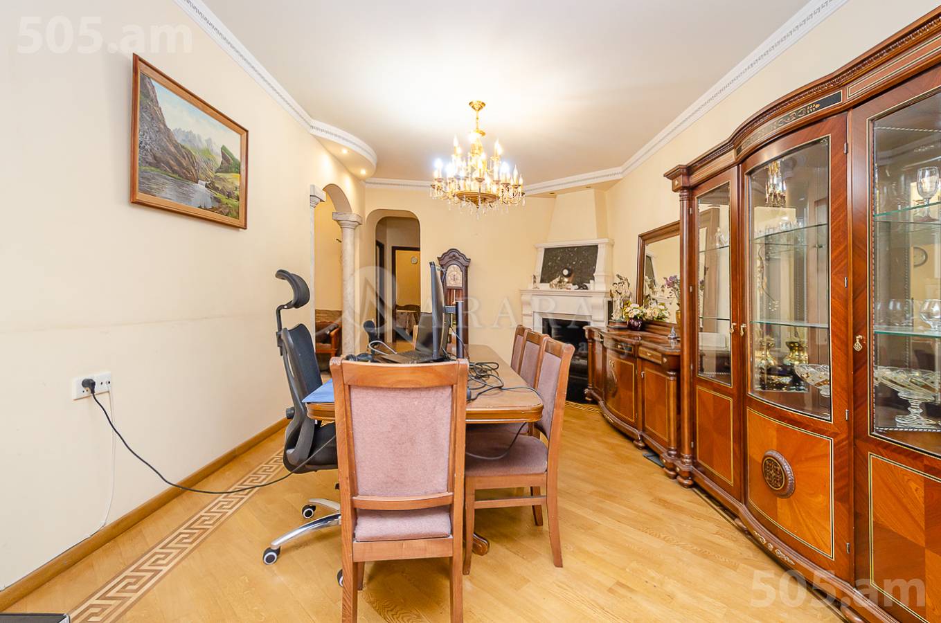 3 bedroom apartment for sale Saryan St, Center Yerevan, 152693