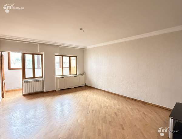 3-senyakanoc-bnakaran-vacharq-Yerevan-Arabkir