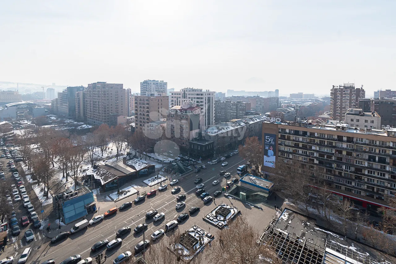 4 bedroom apartment for rent Aram St, Center Yerevan, 159129