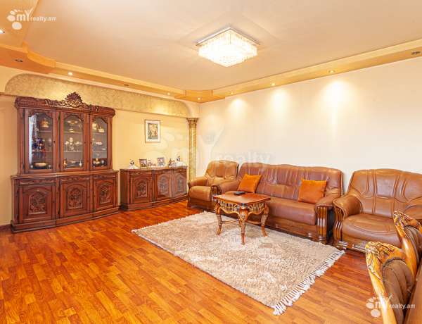 3-senyakanoc-bnakaran-vacharq-Yerevan-Center