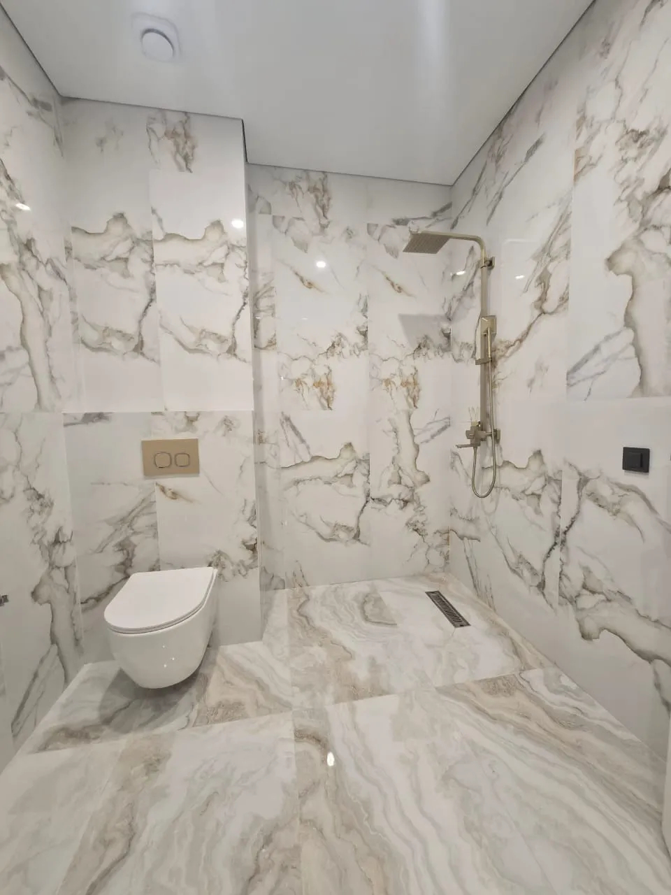 2 bedroom apartment for sale خیابان آرشاکونیاک, مرکز شهر ایروان, 158604