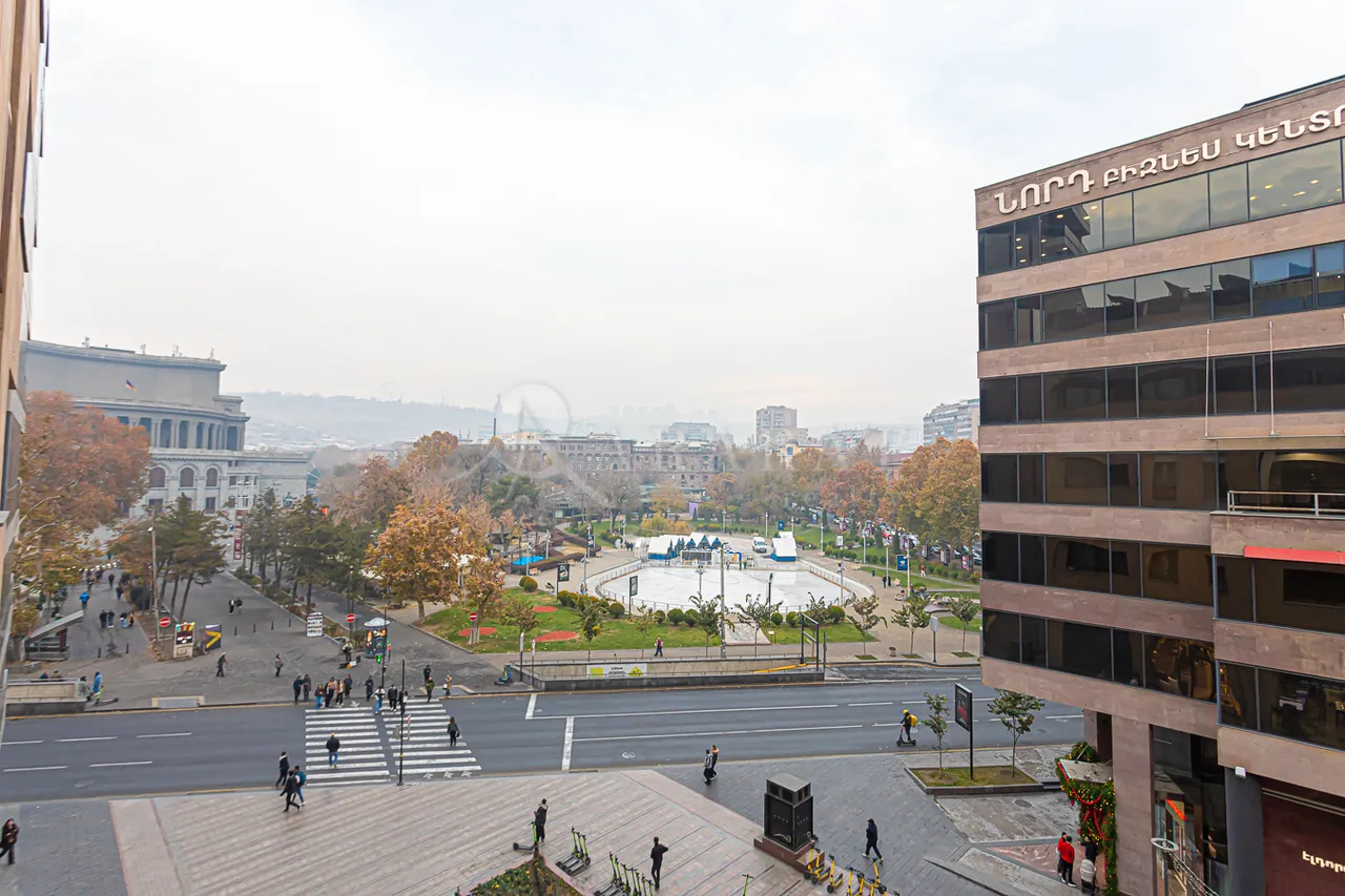 3 սենյականոց բնակարան վարձով Հյուսիսային պող, Կենտրոն Երևան, 158075