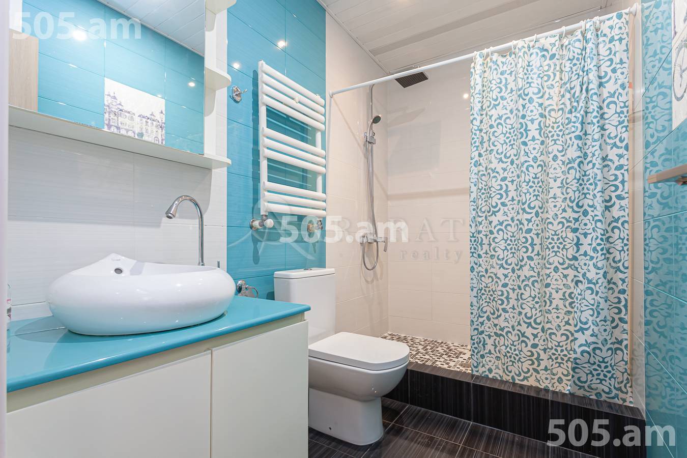 3 սենյականոց բնակարան վարձով Արամի փող, Կենտրոն Երևան, 156056