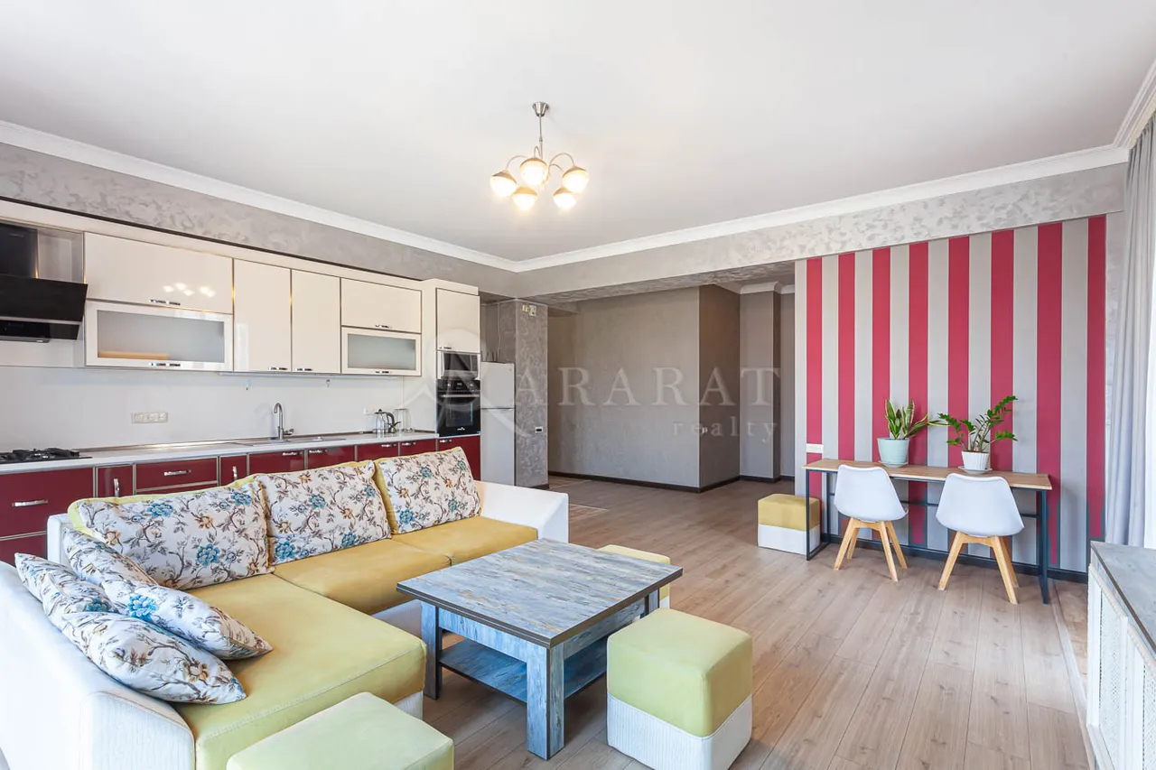 3 bedroom apartment for rent Mashtots Ave, Center Yerevan, 158797