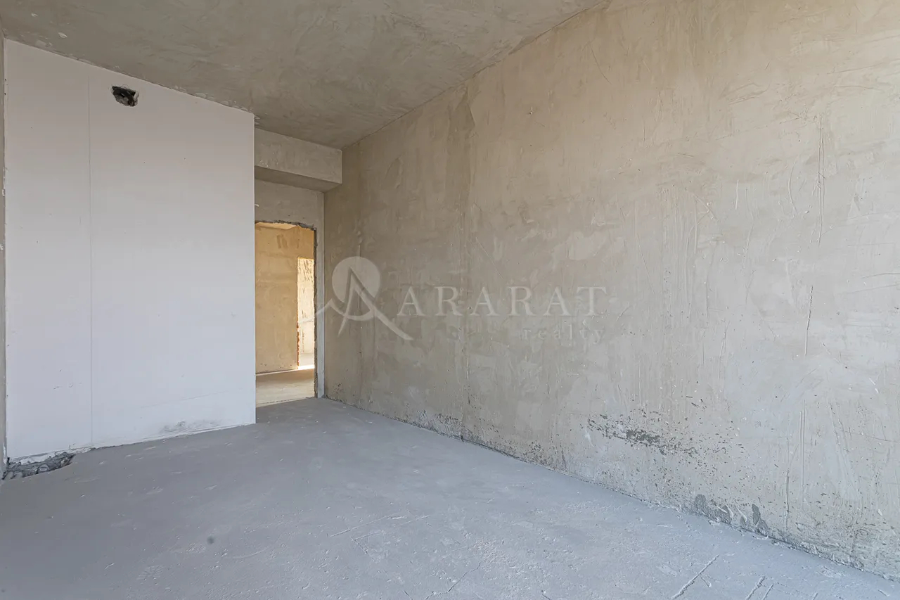 4 bedroom apartment for sale خیابان رُستُم, مرکز شهر ایروان, 158377