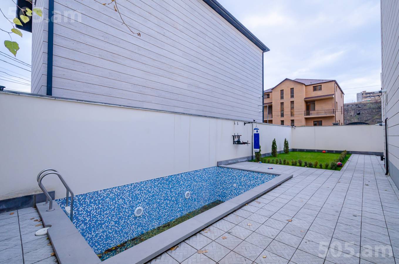 Купить дом Дзор 2 район, Давташен Ереван, 150261