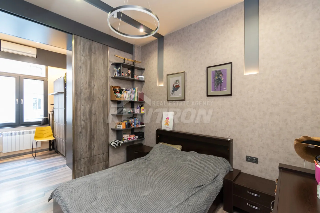 3 սենյականոց բնակարան  Բաղրամյան պող(Կենտրոն), Կենտրոն Երևան, 158736