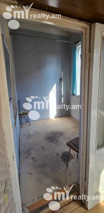 3 սենյականոց բնակարան  Մաշտոցի պող, Կենտրոն Երևան, 159525