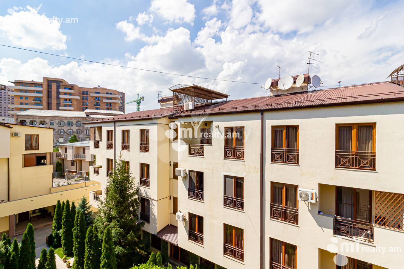 6 սենյականոց բնակարան  Ծարավ Աղբյուրի փող., Ավան Երևան, 152028