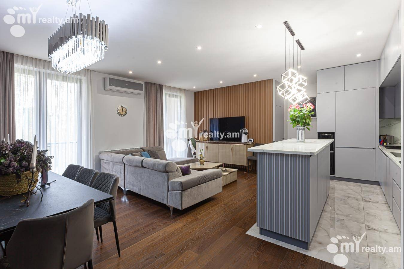 3 bedroom apartment for sale Antarayin St, Center Yerevan, 155240