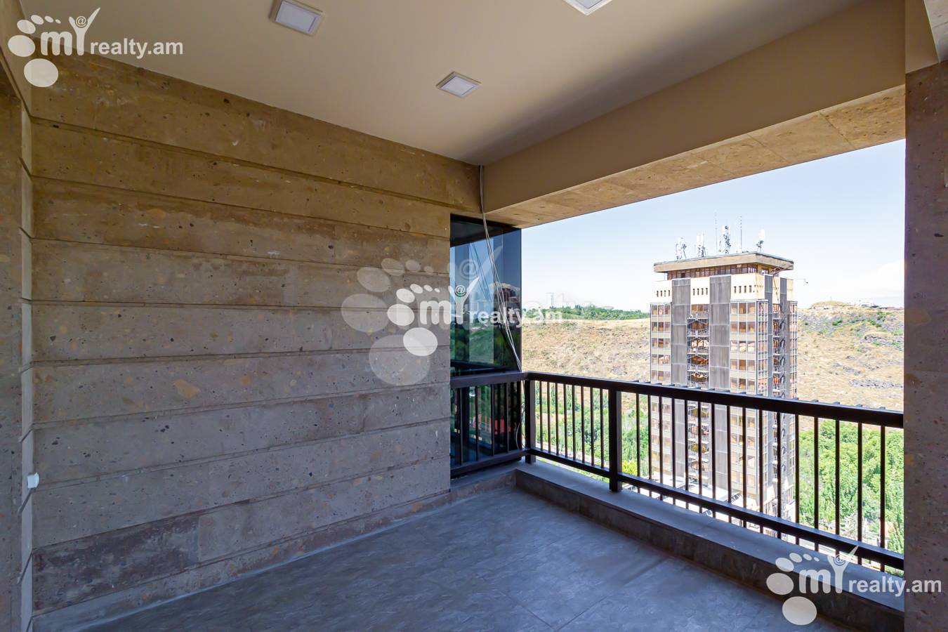 3 bedroom apartment for rent Paronyan St, Center Yerevan, 151466