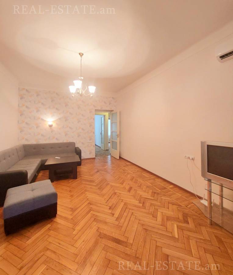 Снять коммерческoе помещение Баграмян пр(Кентрон), Центр Ереван, 140168