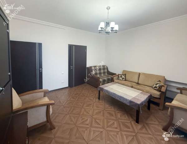 bnakaran/2-senyakanoc/Koryun+St/Center/Yerevan
