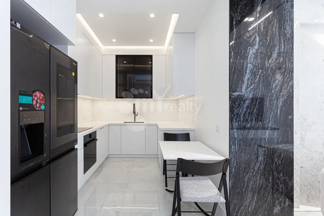 2 bedroom apartment for rent خیابان آرشاکونیاک, مرکز شهر ایروان, 161934