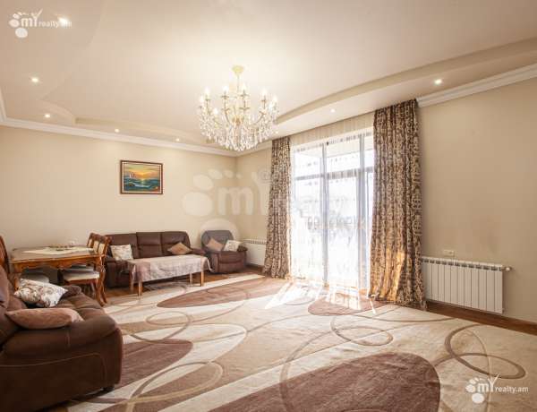 arandznatun-vacharq-Yerevan-Avan