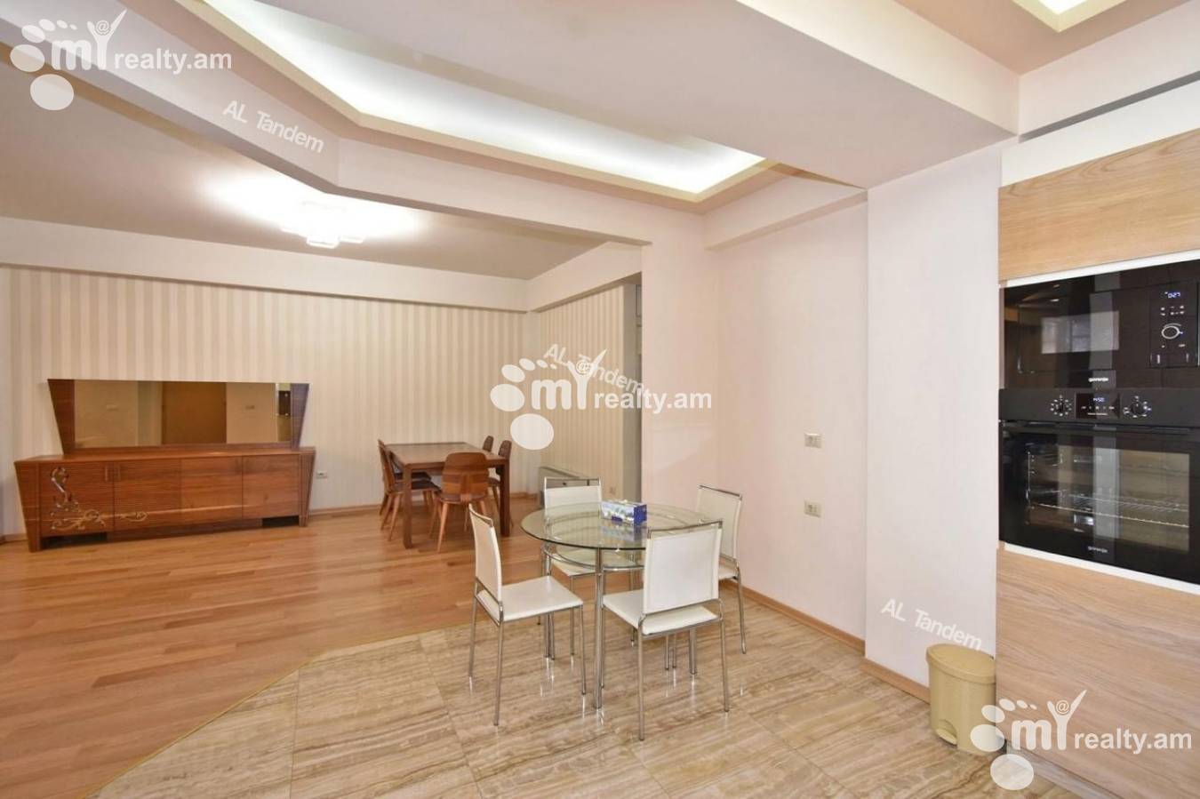 4 bedroom apartment for rent Leo St, Center Yerevan, 156979