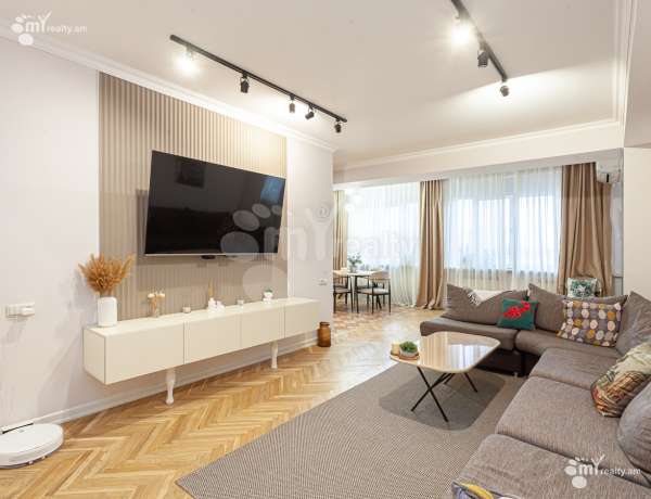 3-bedroom/apartment-for-sale/Hanrapetutyan+St/Center/Yerevan