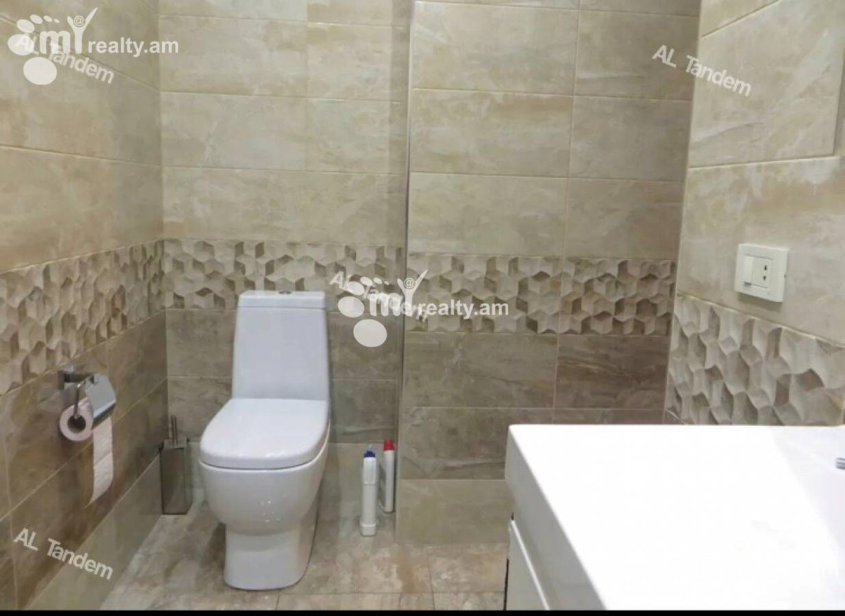 3 bedroom apartment for sale Teryan St, Center Yerevan, 123201