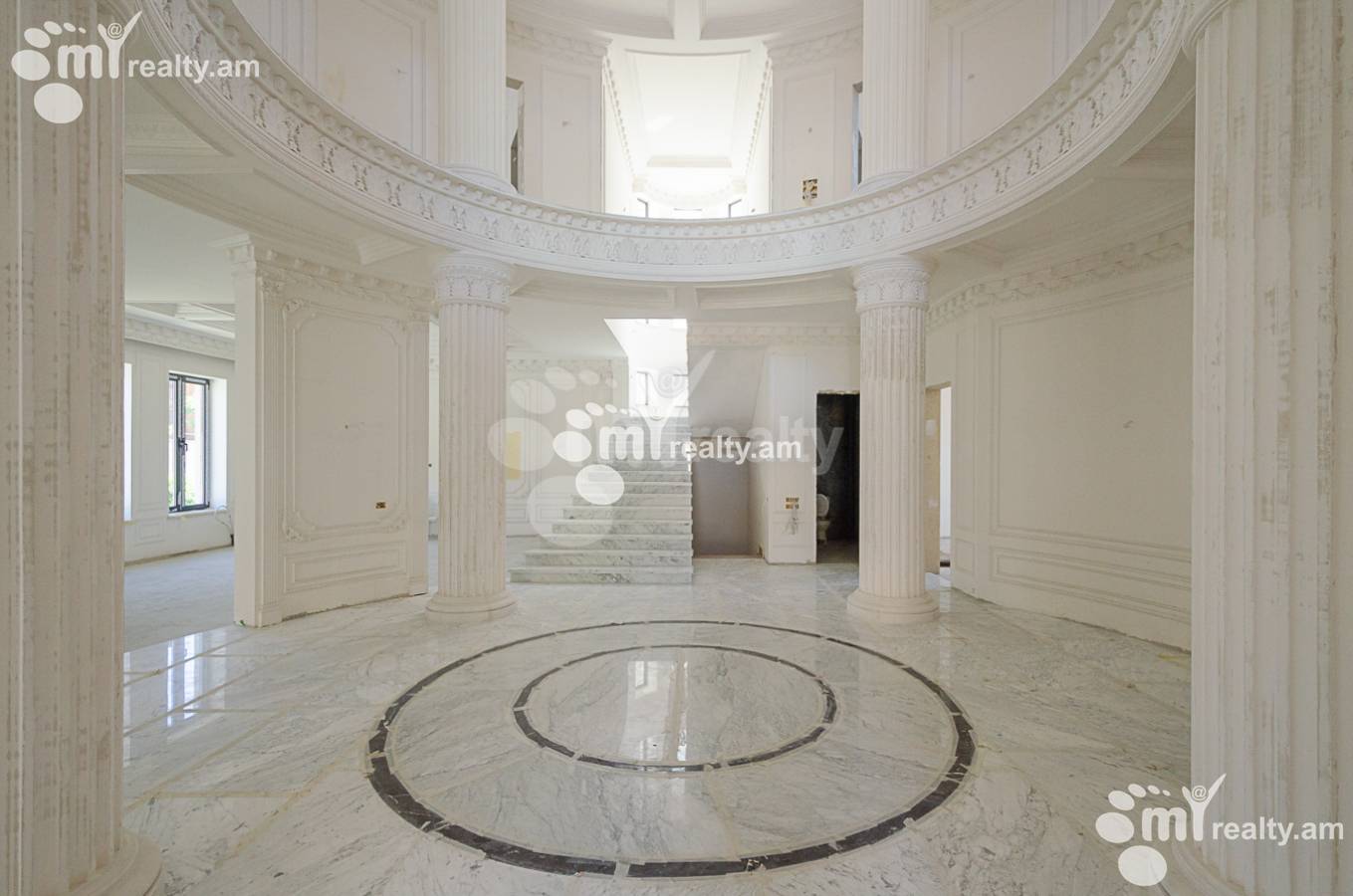 Купить дом Паронян ул, Центр Ереван, 149017