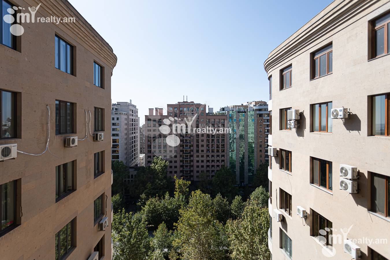 4 bedroom apartment for sale Aram St, Center Yerevan, 156910