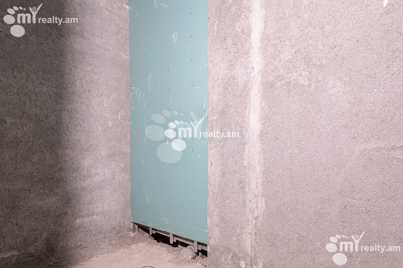 Купить 4 комнатную квартиру Адонц ул, Арабкир Ереван, 157153