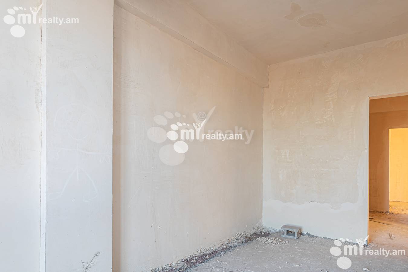 Купить 4 комнатную квартиру Адонц ул, Арабкир Ереван, 157153