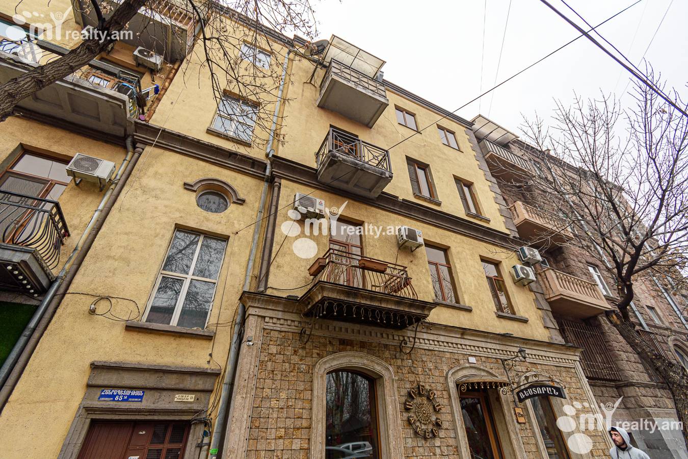 5 bedroom apartment for sale Hanrapetutyan St, Center Yerevan, 129367