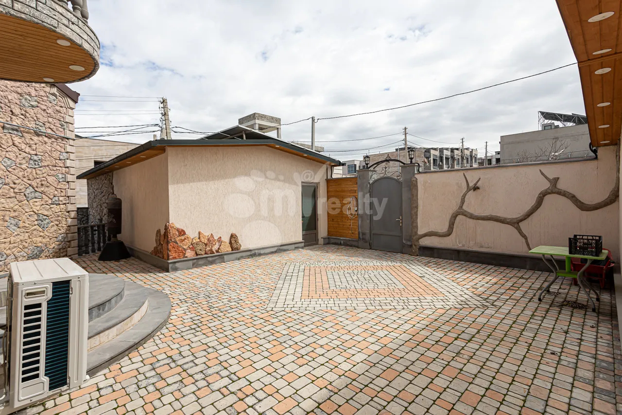 House for sale Duryan disrtict, Avan Yerevan, 160109