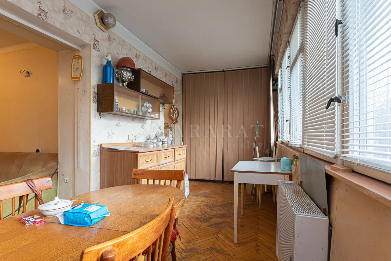 3 bedroom apartment for sale خیابان بوزند, مرکز شهر ایروان, 158423