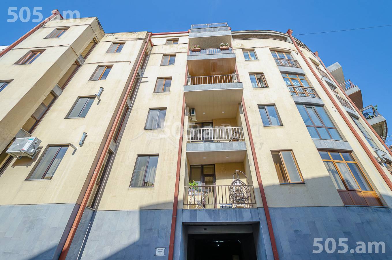 3 bedroom apartment for sale Antarayin St, Center Yerevan, 154788