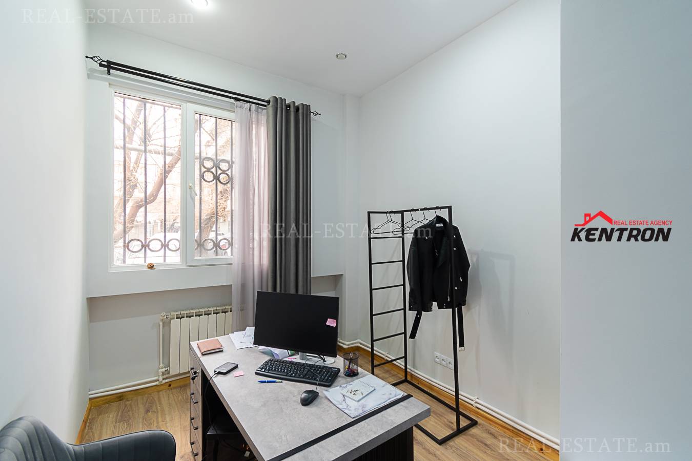 Купить 2 комнатную квартиру Хазар Парпеци ул, Центр Ереван, 131126